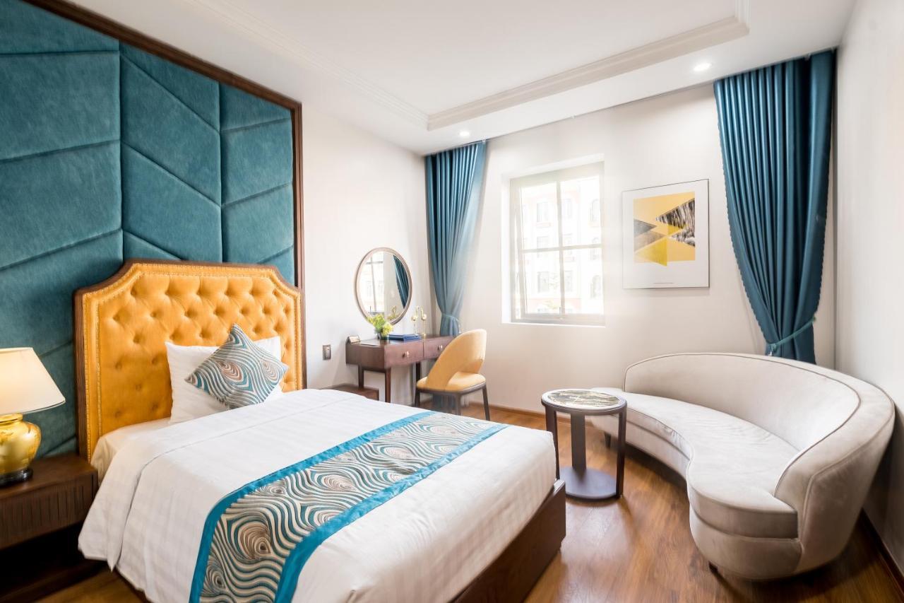 Paris Boutique Hotel Ha Long Exterior photo
